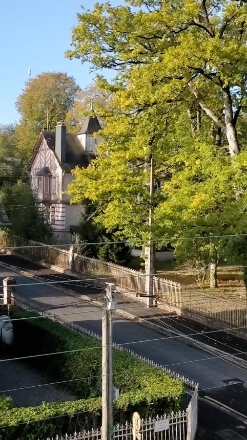 Charmant Studio A Bagnoles De L'Orne Bagnoles de l'Orne Normandie Exterior photo